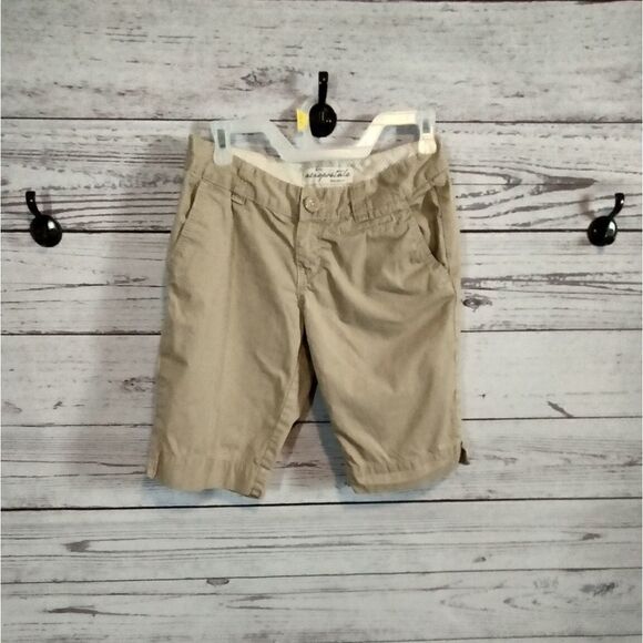 Pre-owned. "Aeropostale" woman's shorts 🩳 - Picture 1 of 10
